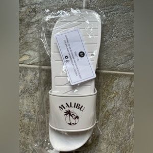 UNISEX WHITE MALIBU SANDALS